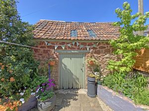 Barn- click for photo gallery